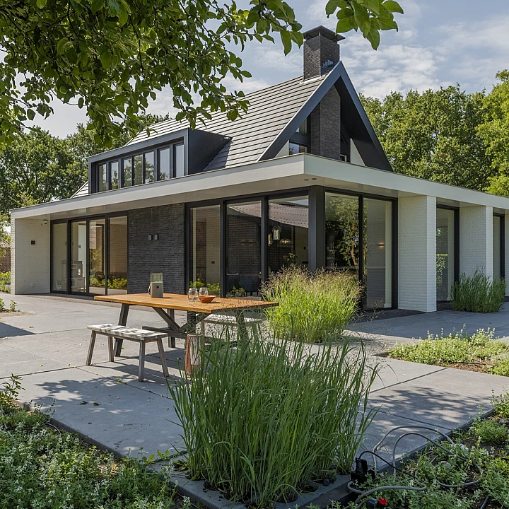 Renovatie villa strak modern