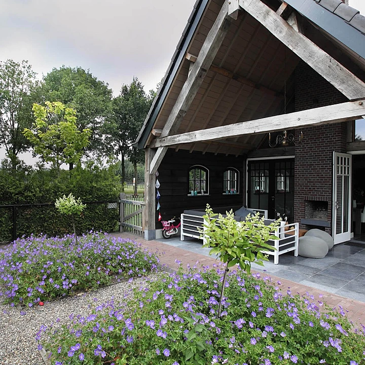 Romantische tuin Helmond